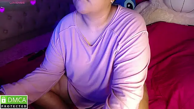 Snapshot of KittyHot20 chatting on 10-10-25, 02:54 KittyHot20 online show from 10-10-25, 02:54