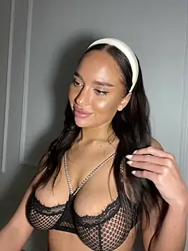 Snapshot of CardiSweetBaby chatting on 01-04-25, 05:16 CardiSweetBaby online show from 01-04-25, 05:16