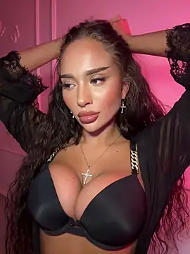 Snapshot of CardiSweetBaby chatting on 11-26-25, 08:10 CardiSweetBaby online show from 11-26-25, 08:10