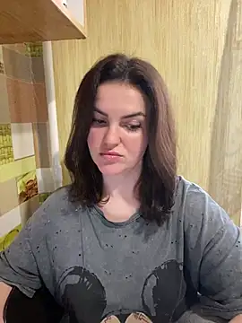 Karolina llove online show from 01-13-25, 01:06