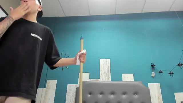 Snapshot of Rhaegal_hot chatting on 12-11-24, 05:15 Rhaegal hot online show from 12-11-24, 05:15