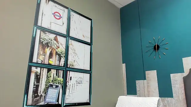 Snapshot of Rhaegal_hot chatting on 12-12-24, 12:48 Rhaegal hot online show from 12-12-24, 12:48