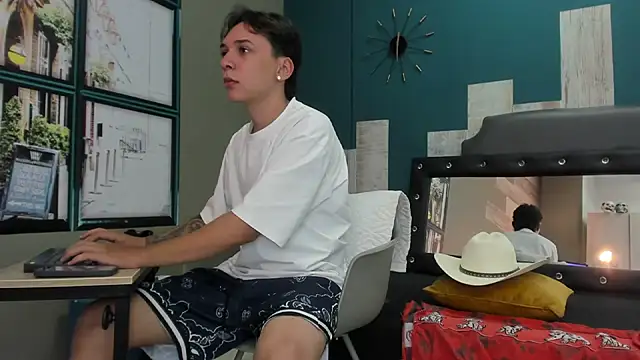 Snapshot of Rhaegal_hot chatting on 01-13-25, 11:41 Rhaegal hot online show from 01-13-25, 11:41