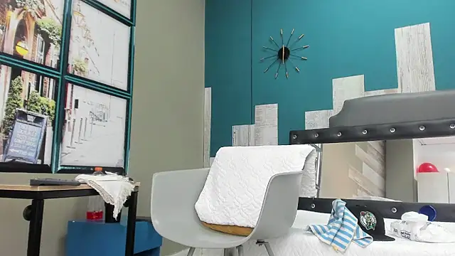 Snapshot of Rhaegal_hot chatting on 02-28-25, 11:45 Rhaegal hot online show from 02-28-25, 11:45