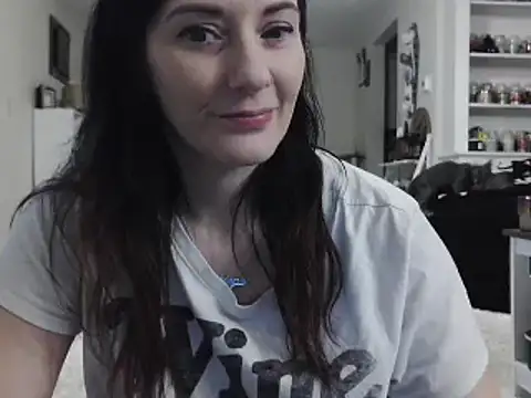 Snapshot of CrystalLakeXO chatting on 01-15-25, 05:19 CrystalLakeXO online show from 01-15-25, 05:19