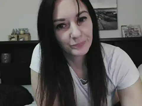 Snapshot of CrystalLakeXO chatting on 01-20-25, 05:48 CrystalLakeXO online show from 01-20-25, 05:48