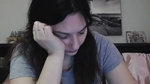 Snapshot of CrystalLakeXO chatting on 02-09-25, 10:09 CrystalLakeXO online show from 02-09-25, 10:09