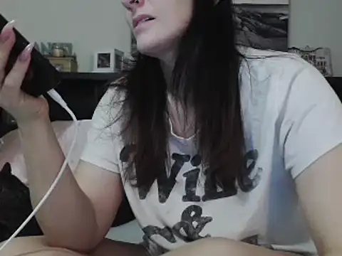 Snapshot of CrystalLakeXO chatting on 02-28-25, 06:10 CrystalLakeXO online show from 02-28-25, 06:10