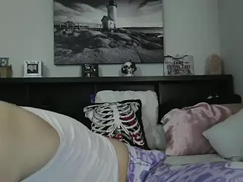 Snapshot of CrystalLakeXO chatting on 03-12-25, 04:41 CrystalLakeXO online show from 03-12-25, 04:41