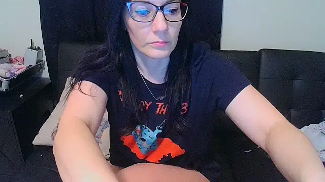 CrystalLakeXO online show from 03-18-26, 06:05