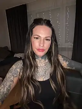 AileenInkOfficial online show from 02-18-25, 07:09