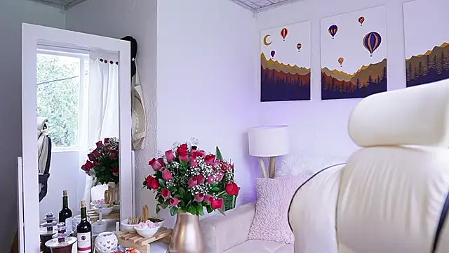 SaraParisi online show from 02-14-25, 08:59