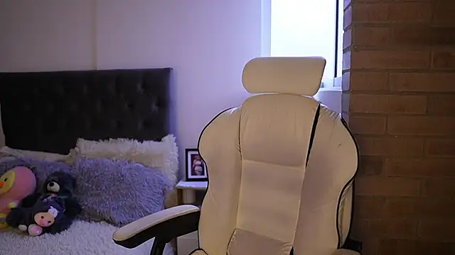 SaraParisi online show from 03-16-25, 10:53