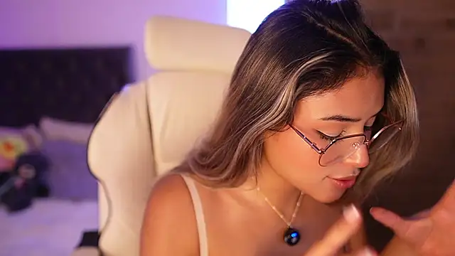 SaraParisi online show from 03-20-25, 11:02