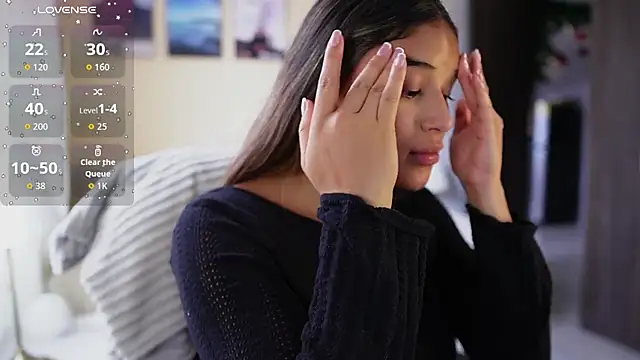 SaraParisi online show from 12-19-25, 10:28