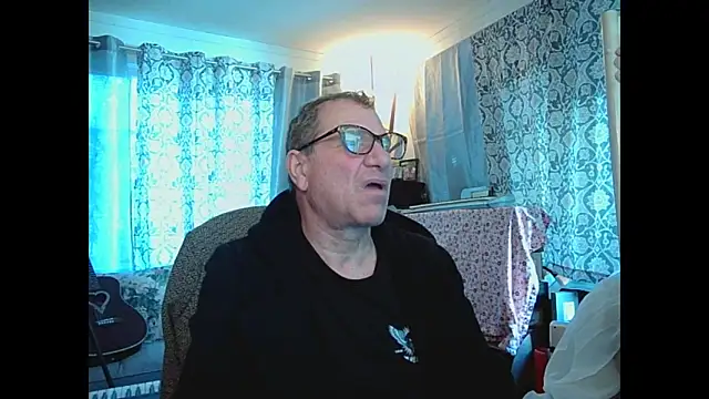 Snapshot of coryassman chatting on 12-07-24, 08:38 coryassman online show from 12-07-24, 08:38