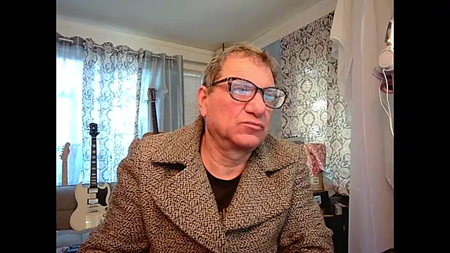 Snapshot of coryassman chatting on 01-17-25, 09:39 coryassman online show from 01-17-25, 09:39