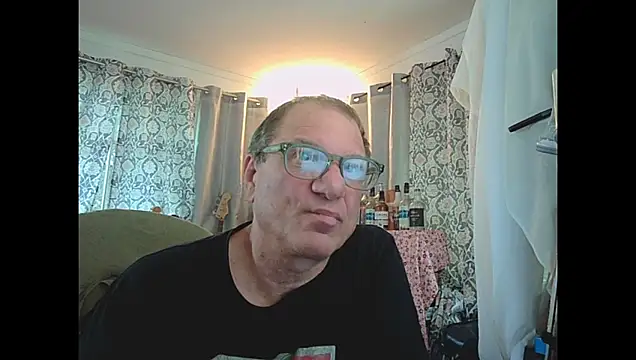 Snapshot of coryassman chatting on 06-12-26, 11:57 coryassman online show from 06-12-26, 11:57