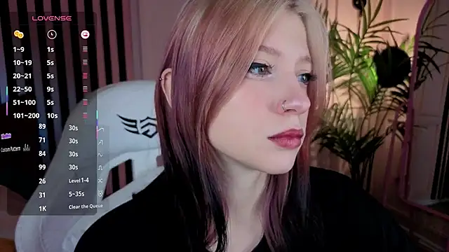 arielabradberry online show from 10-09-25, 03:43