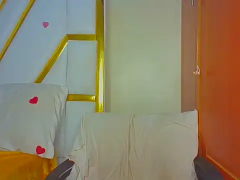 cutesmiling online show from 02-26-26, 03:44