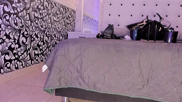 Snapshot of Foxy_Slave chatting on 01-29-25, 08:51 Foxy Slave online show from 01-29-25, 08:51