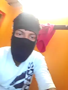 model yesx online show from 12-10-24, 06:44