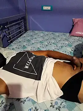 model yesx online show from 12-30-24, 04:40