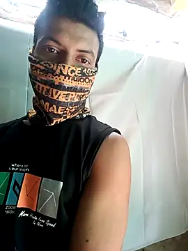 model yesx online show from 03-23-26, 02:48