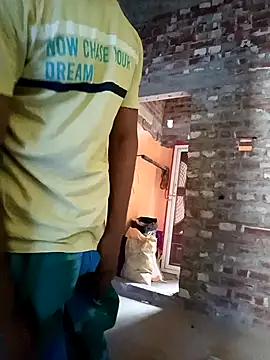 model yesx online show from 04-05-26, 02:09