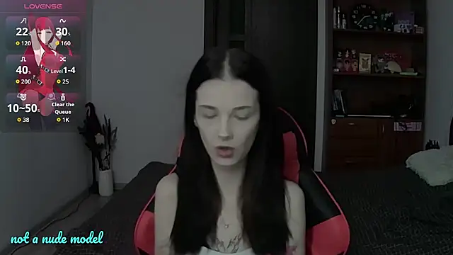 Snapshot of Miya_Dream_UKR chatting on 11-22-25, 12:37 Miya Dream UKR online show from 11-22-25, 12:37