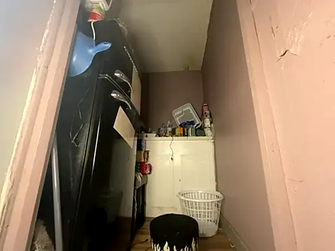 Snapshot of fatpus1169 chatting on 11-29-25, 01:47 fatpus1169 online show from 11-29-25, 01:47