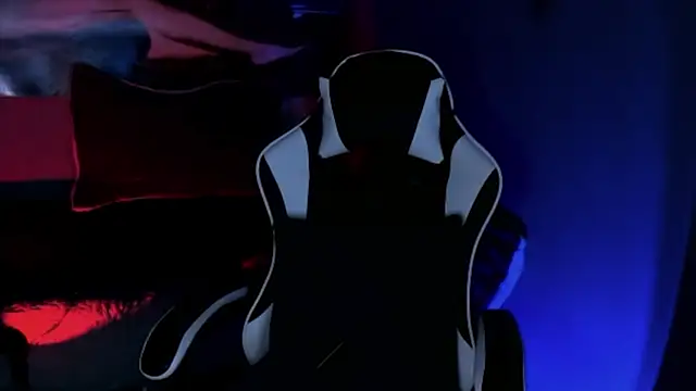 Thomas Fit1 online show from 03-25-26, 01:55