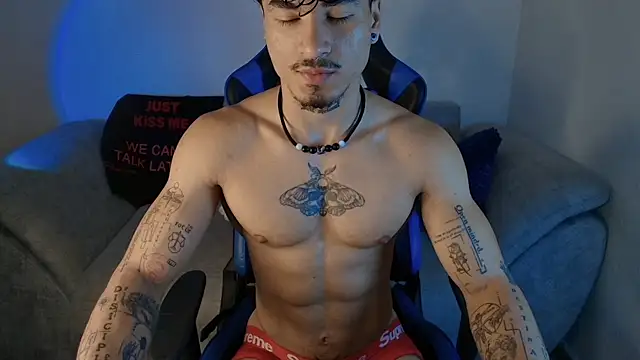 Thomas Fit1 online show from 07-17-26, 12:34