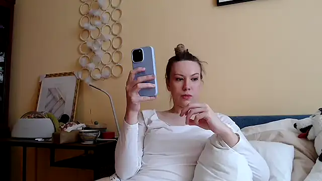 Scarlettford online show from 03-21-25, 11:22