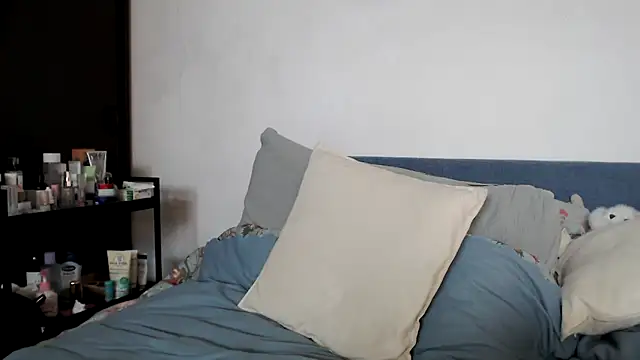 Scarlettford online show from 02-26-26, 12:15