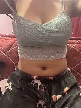 Snapshot of lallela chatting on 02-22-25, 07:14 lallela online show from 02-22-25, 07:14