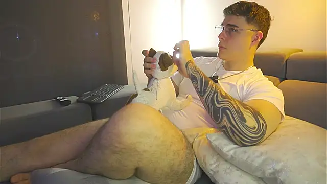 Snapshot of odin_blake chatting on 02-22-25, 02:06 odin blake online show from 02-22-25, 02:06