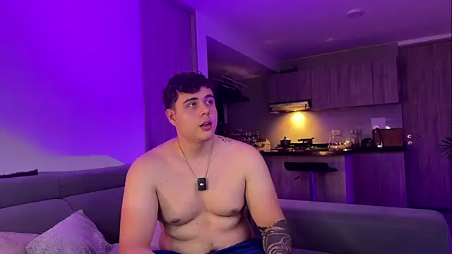 Snapshot of odin_blake chatting on 11-13-25, 02:32 odin blake online show from 11-13-25, 02:32