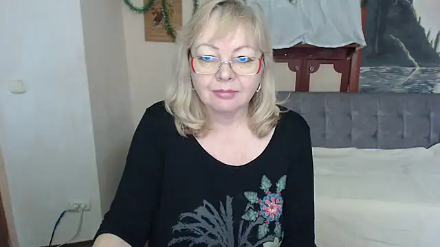 EvelynLoveShy online show from 01-09-26, 11:02