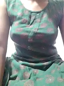 rituporna2004 online show from 01-20-25, 03:37