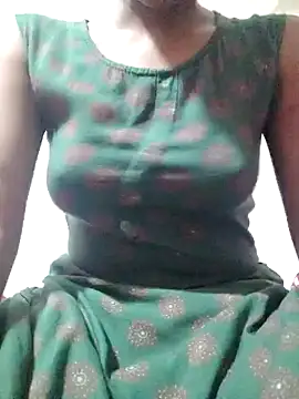 rituporna2004 online show from 01-21-25, 01:43