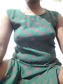 rituporna2004 online show from 09-28-25, 05:29