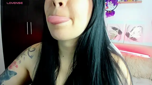 AilynRed online show from 01-16-26, 01:31