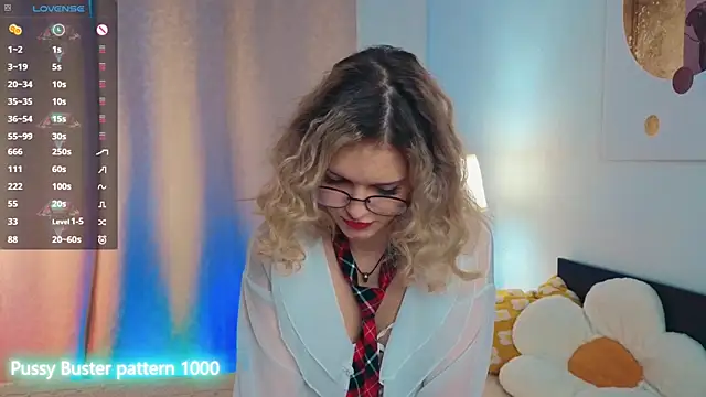 Snapshot of KimberliDean chatting on 12-09-24, 07:17 KimberliDean online show from 12-09-24, 07:17