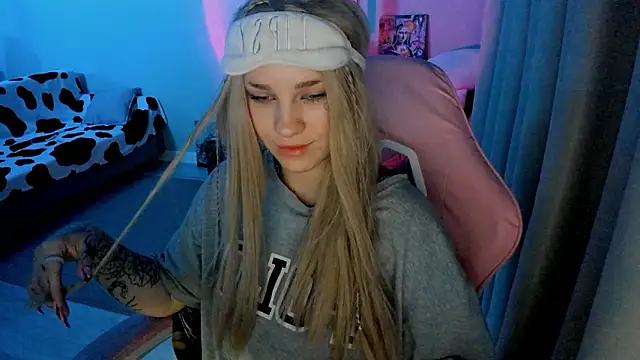 Ledy WWWII online show from 12-01-24, 06:30