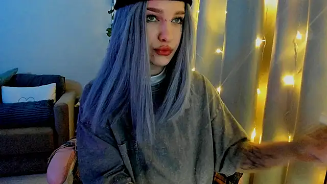 Ledy WWWII online show from 02-02-25, 04:54