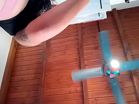 ConeNella online show from 01-17-25, 03:43