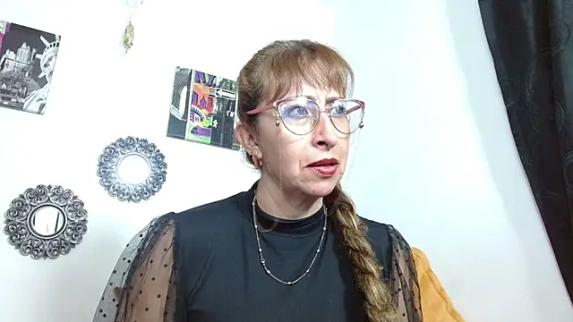 Wiktoria Brownx online show from 03-11-25, 03:59