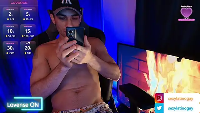 sexyboycolombi4 online show from 03-13-26, 10:44