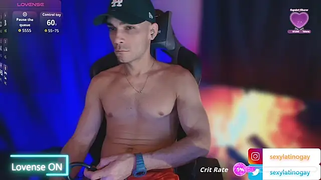 sexyboycolombi4 online show from 04-14-26, 01:44